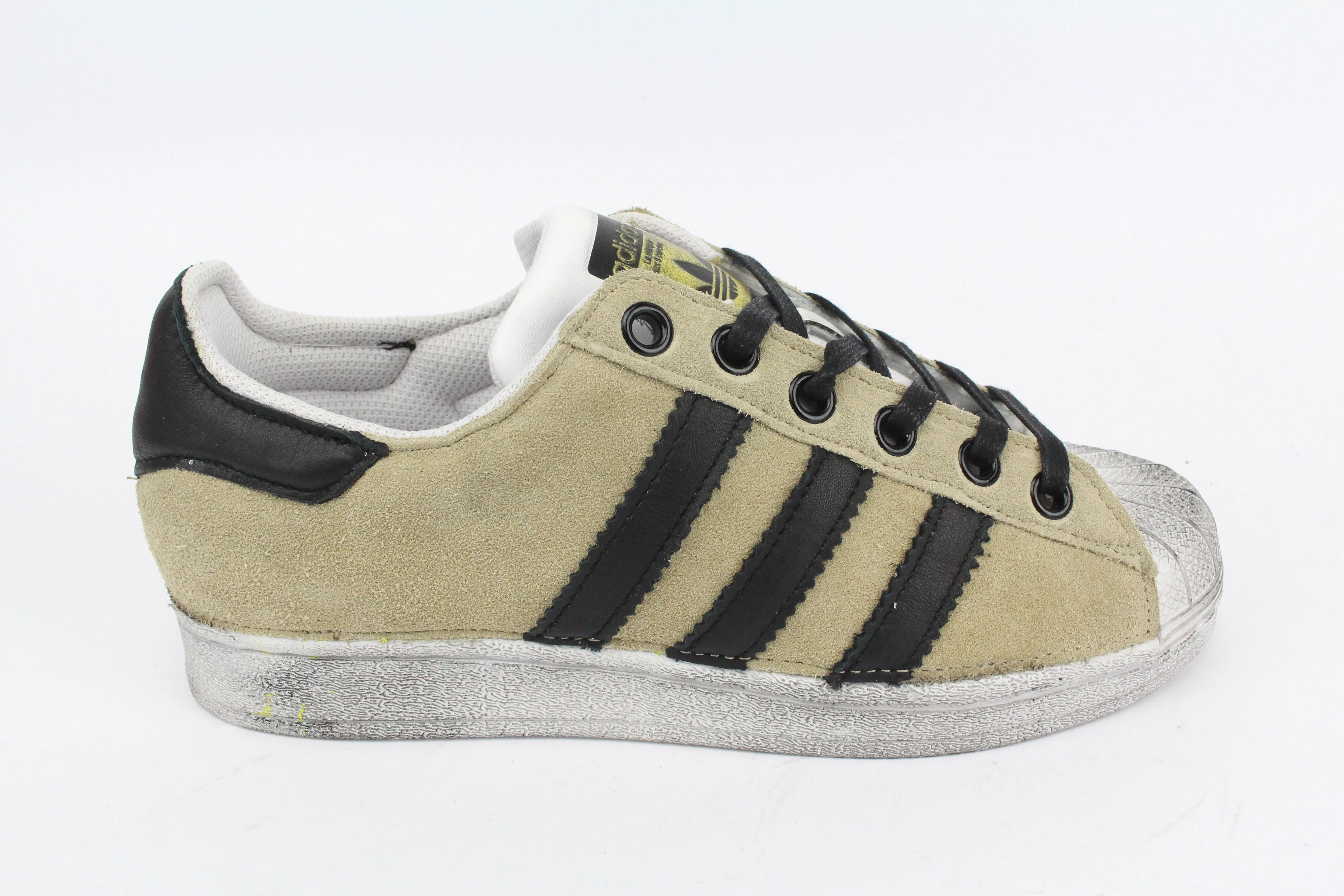 Adidas Superstar Suede – One Result