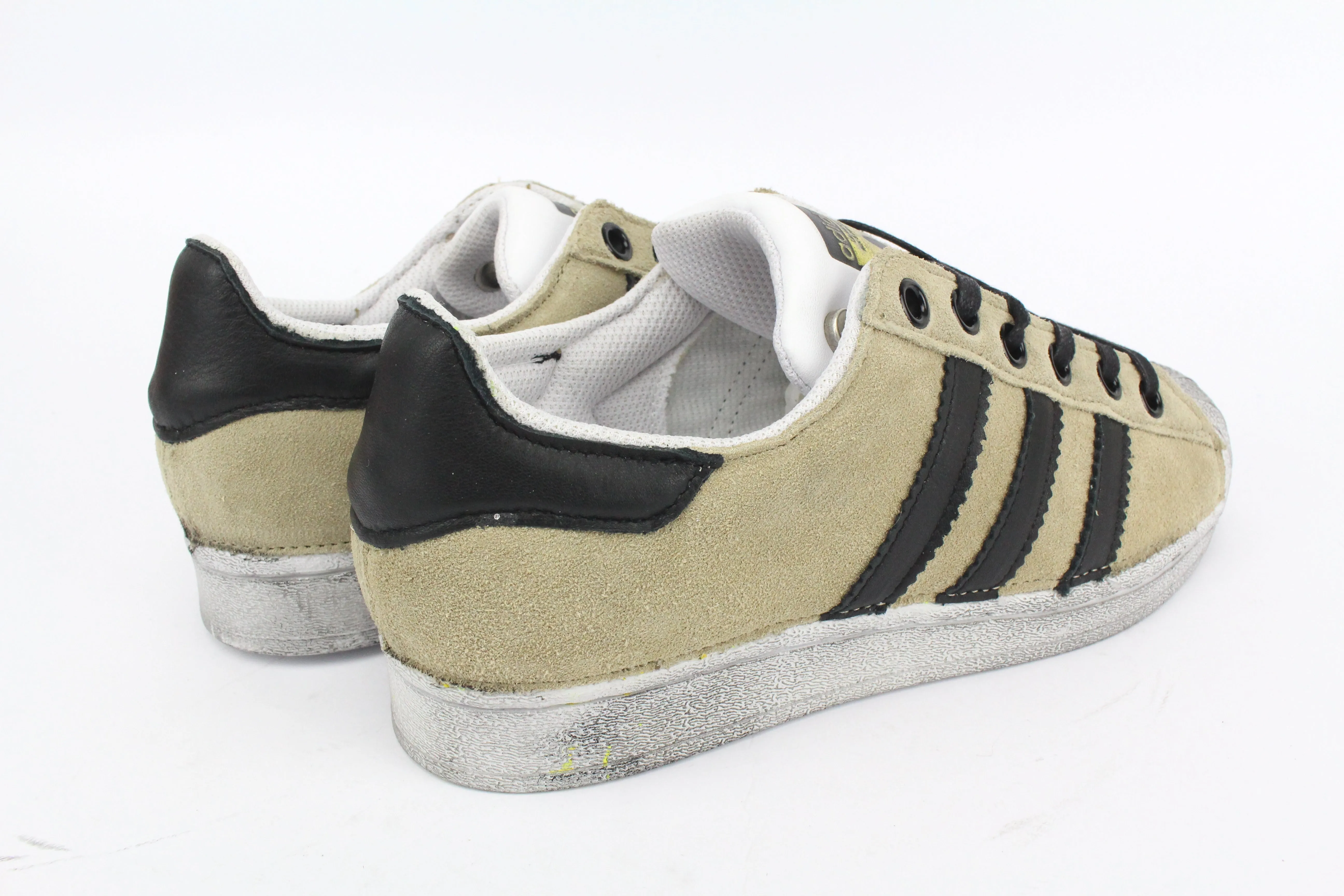 Adidas Superstar Suede – One Result