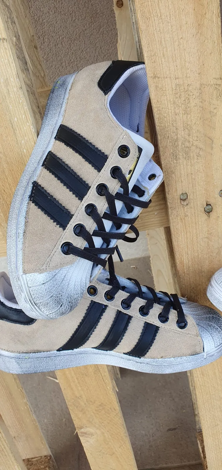 Adidas Superstar Suede – One Result