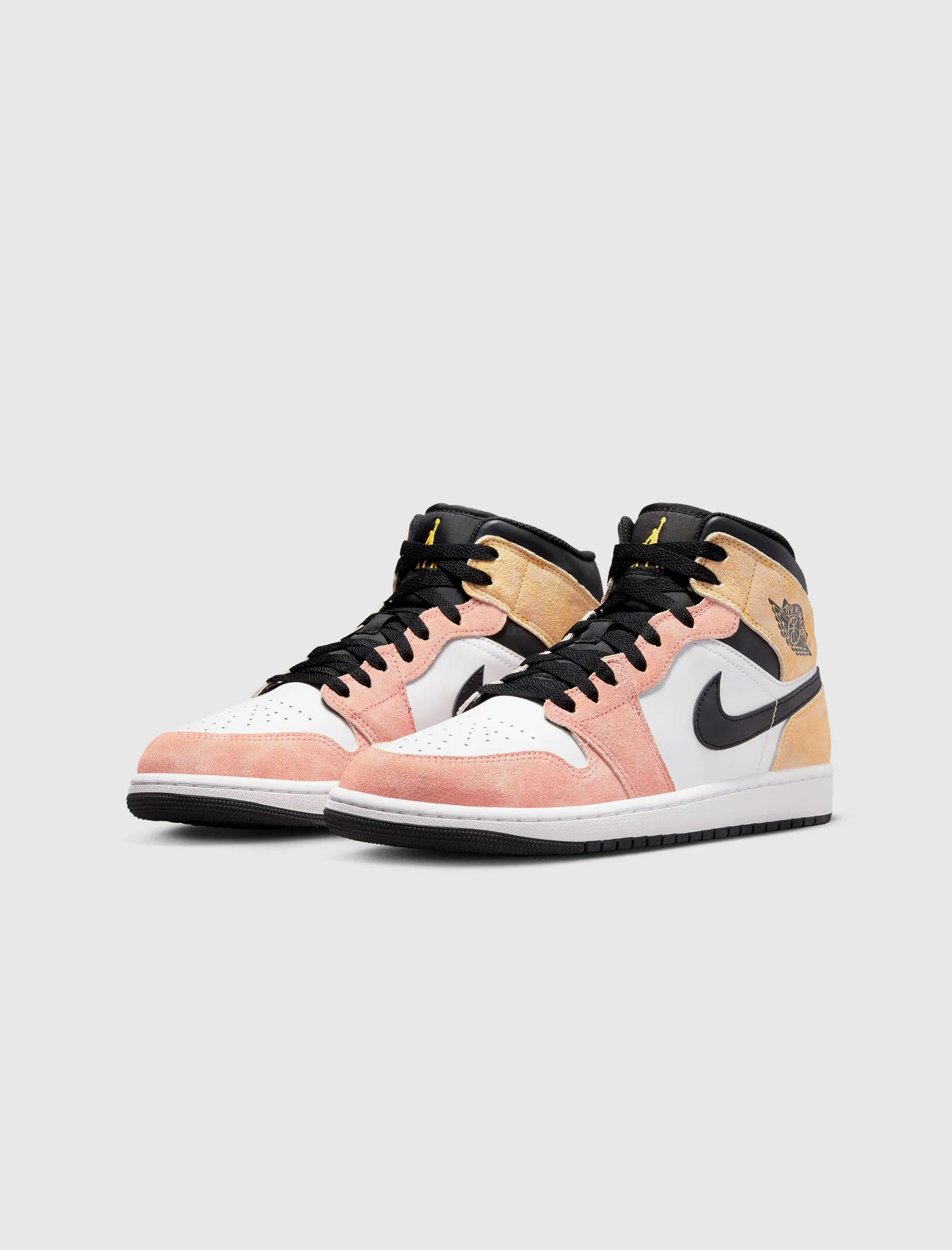 Air Jordan 1 Mid SE Flight Club sneakers