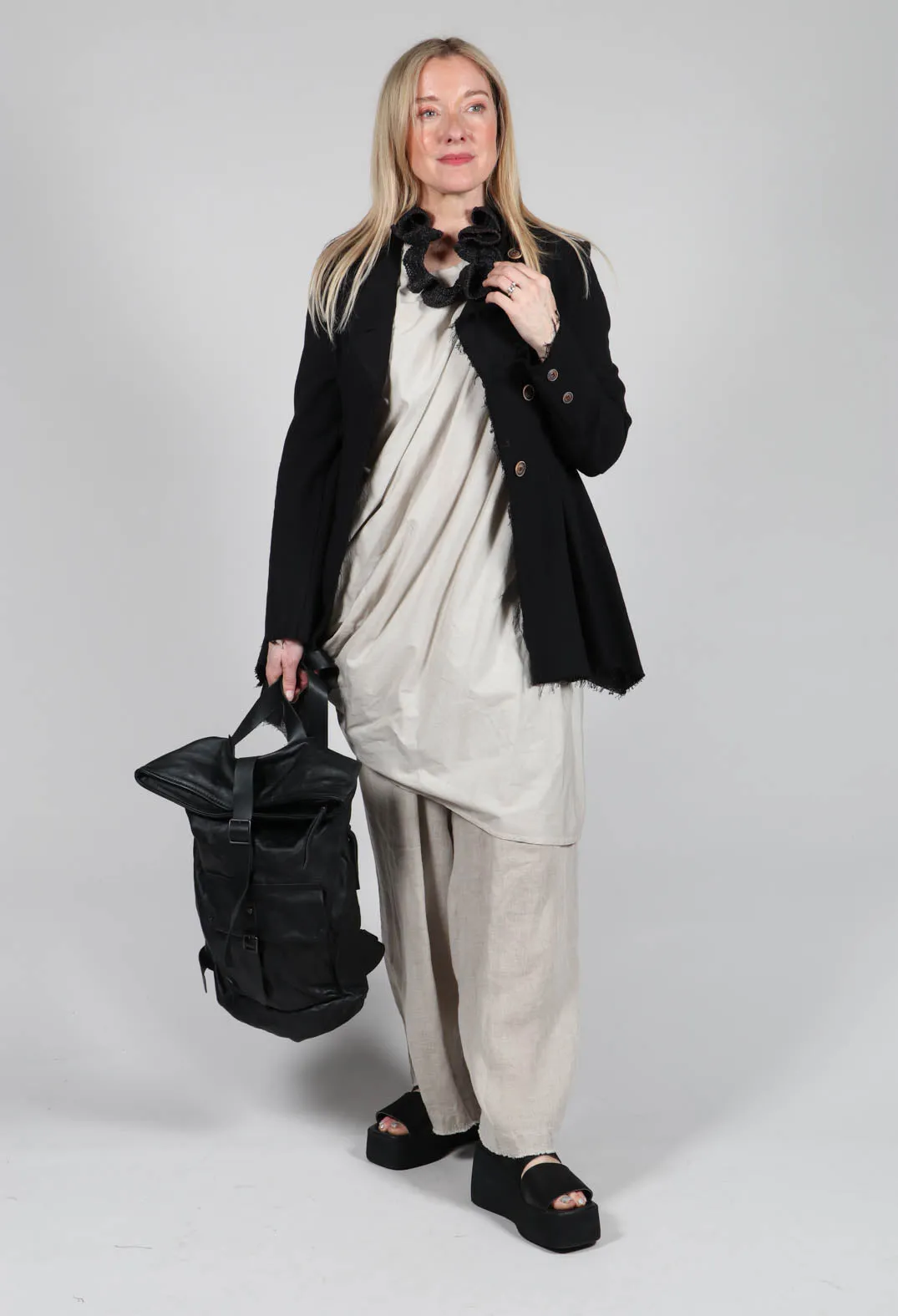 Asymmetric jacket in cotton and black linen gauze