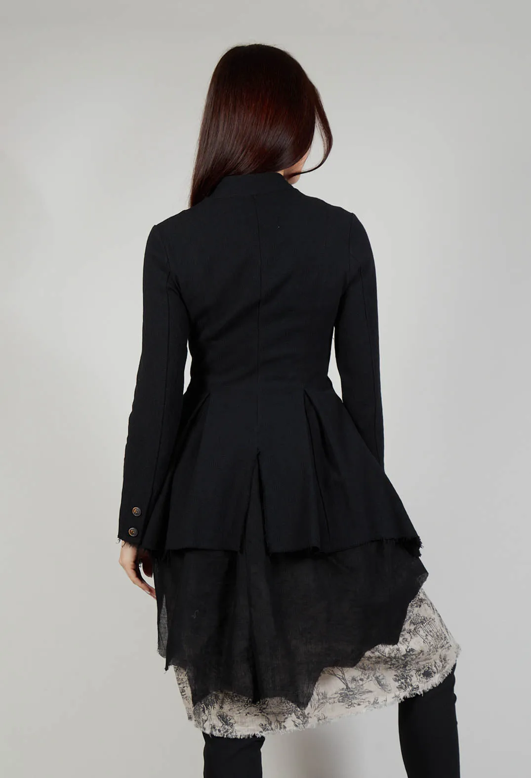 Asymmetric jacket in cotton and black linen gauze