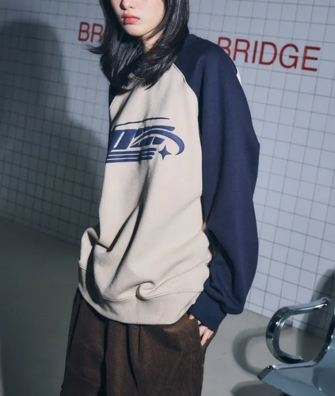 COMPAGNO Shooting Logo Raglan Sweatshirt