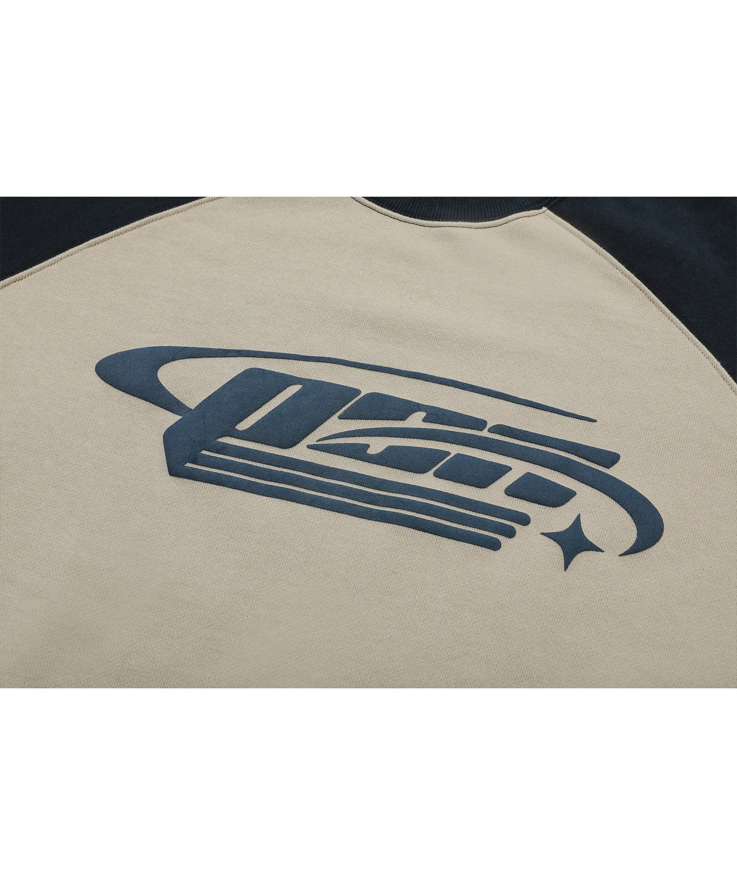 COMPAGNO Shooting Logo Raglan Sweatshirt