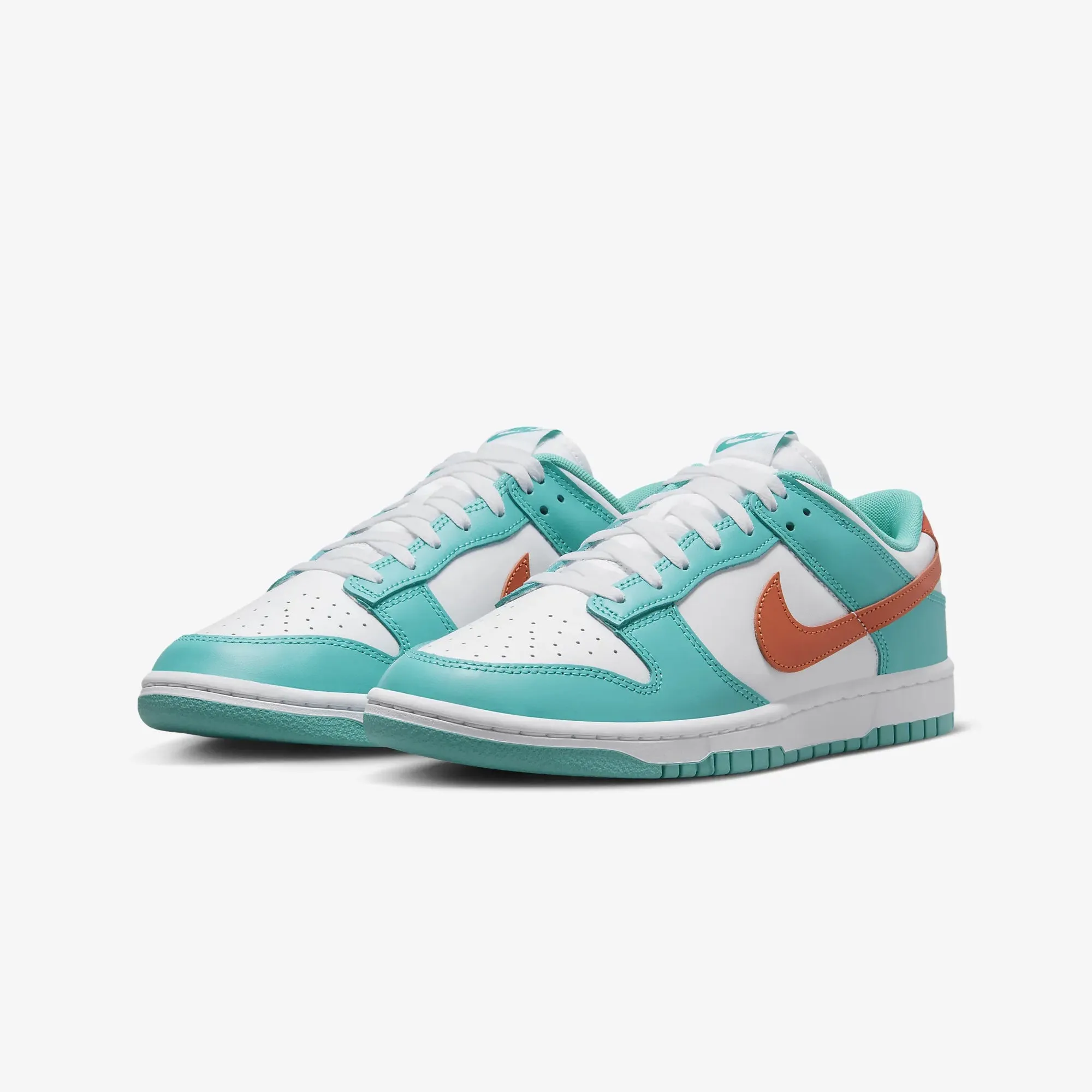 Dunk Low Retro White Cosmic Clay Dusty Cactus.