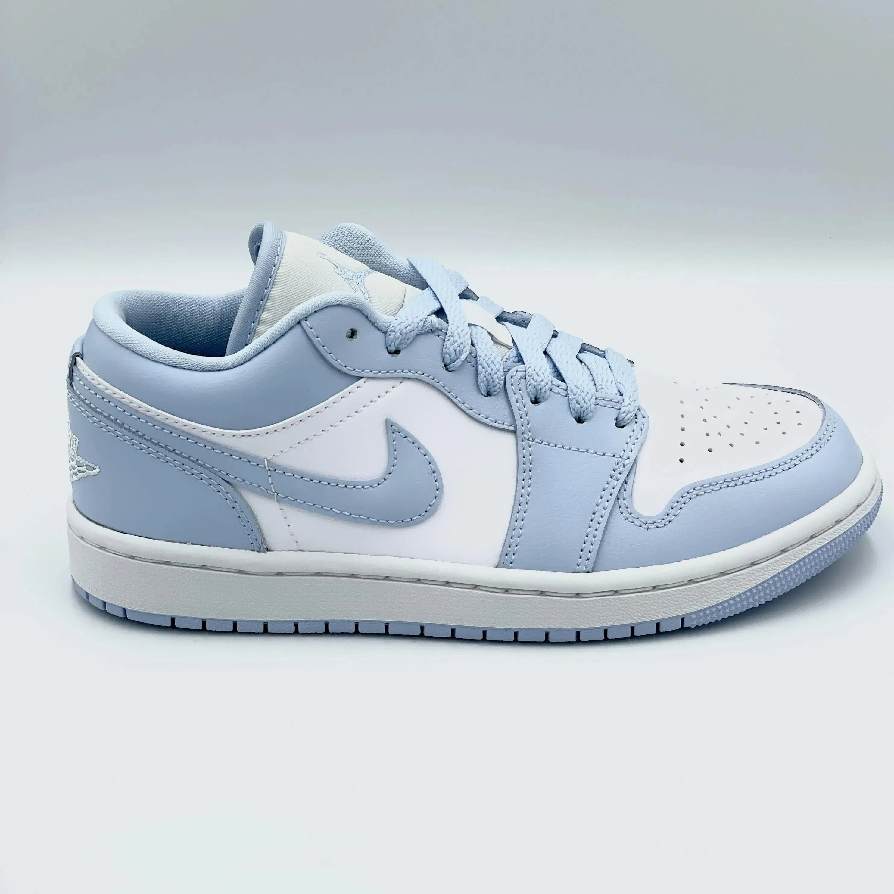 Jordan 1 Low Aluminum sneakers