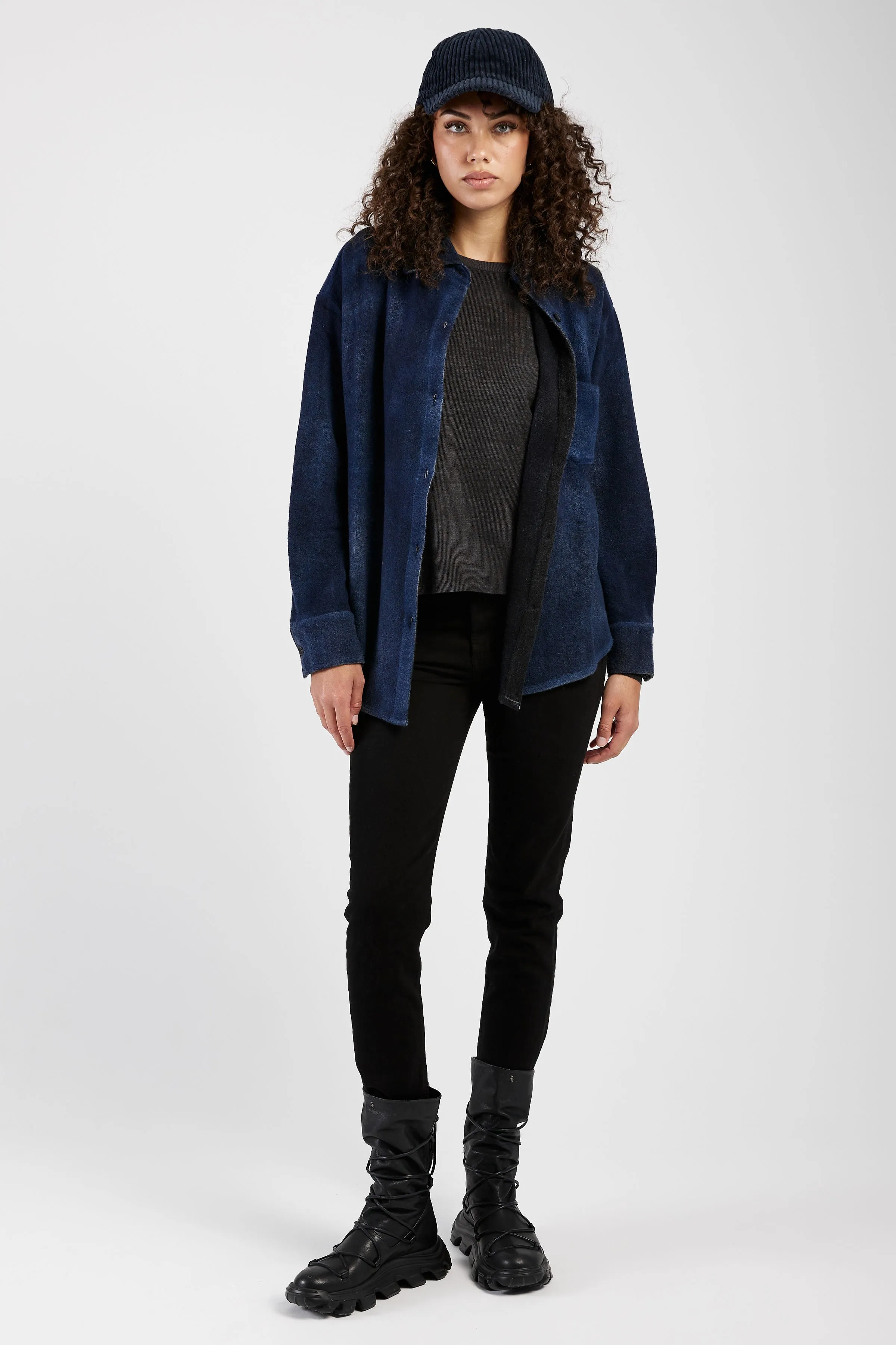 Midnight Cashmere Knit Shirt - Woolen Fashion Essential