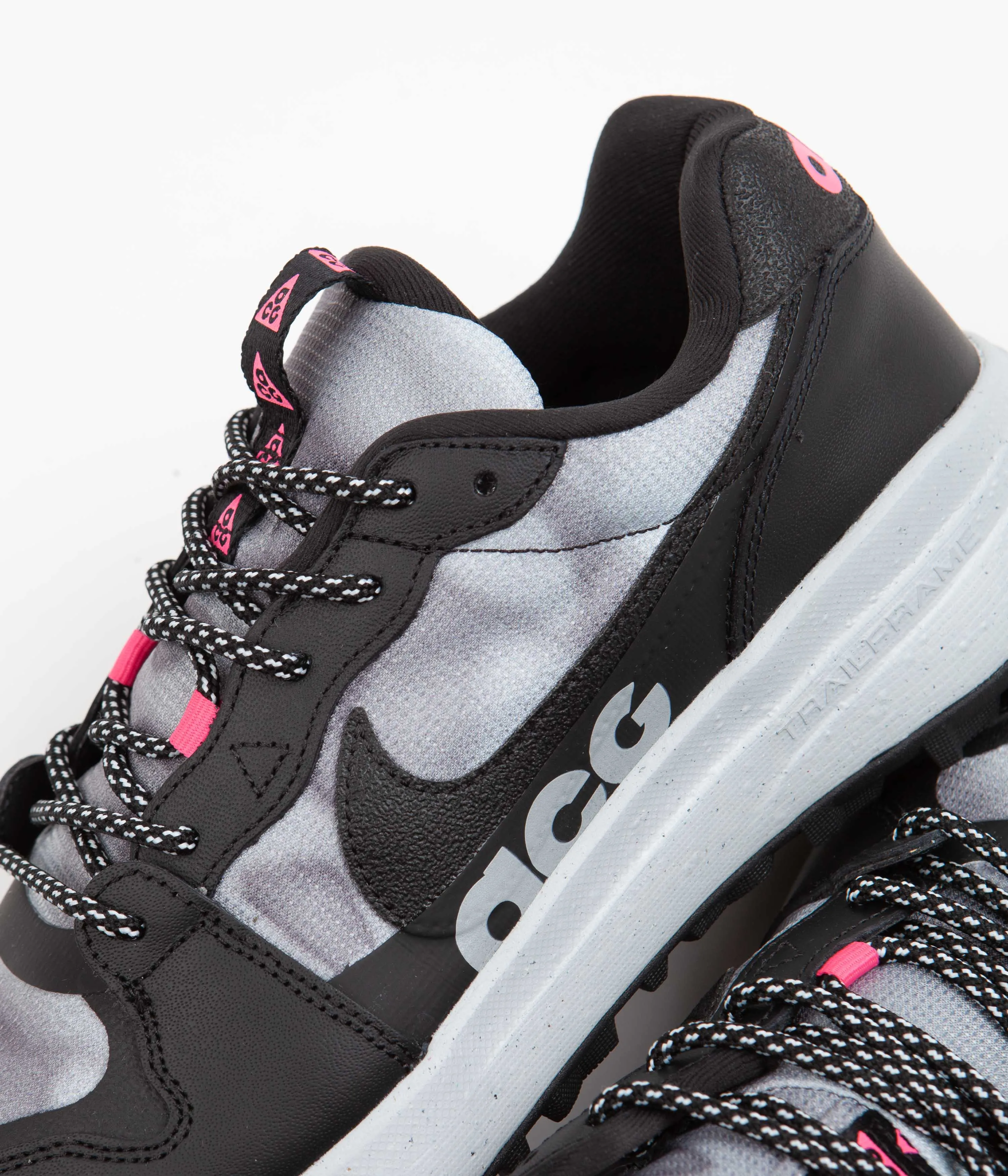 Nike ACG Lowcate SE Shoes - Black / Black - Hyper Pink - Wolf Grey