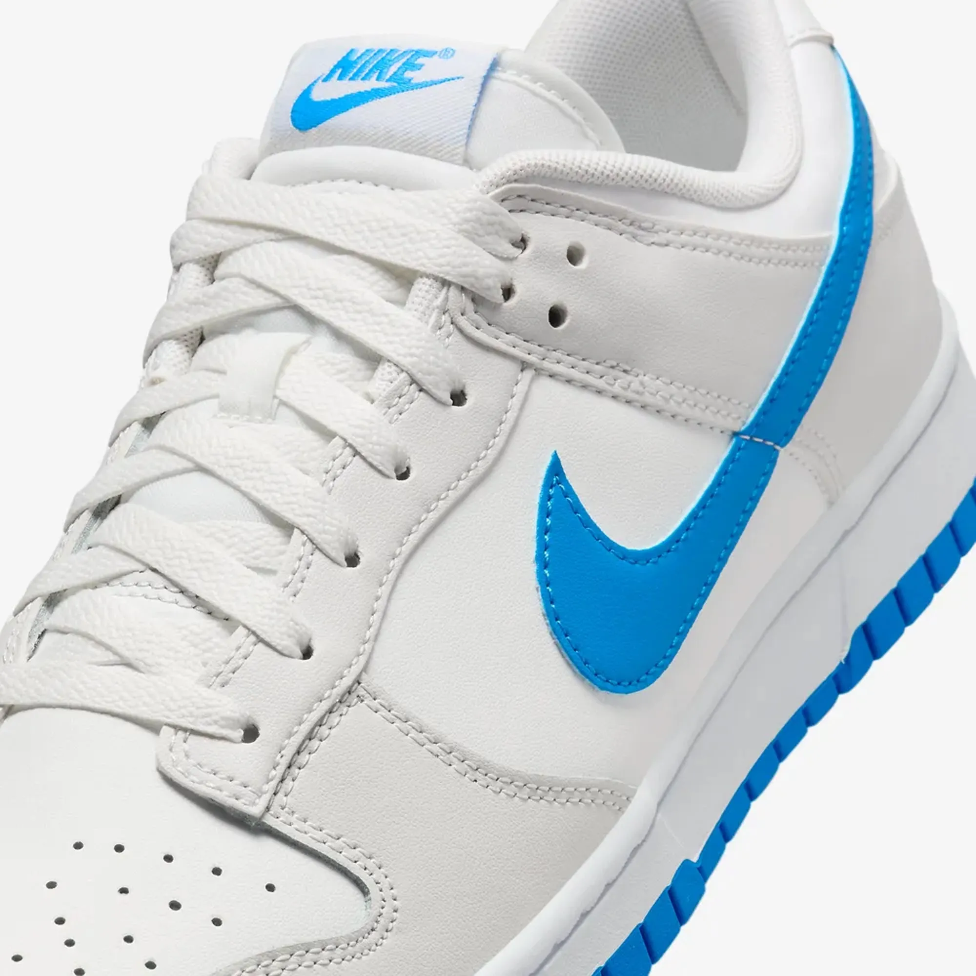 Nike Dunk Low Retro Summit White Photo Blue Platinum Tint