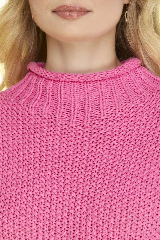 SLEEVELESS MOCK NECK SWEATER