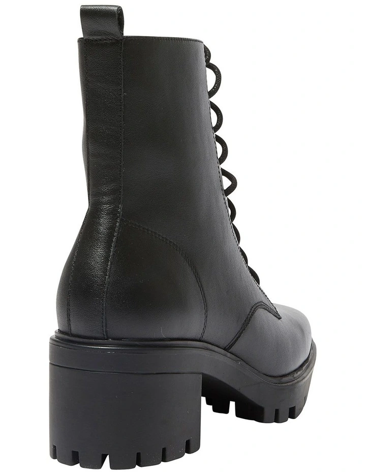 Zane Leather Boots in Black