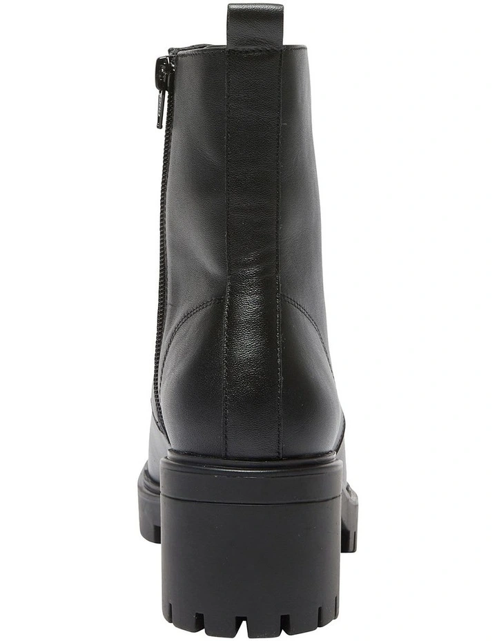 Zane Leather Boots in Black